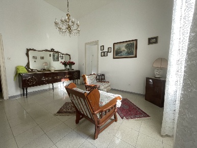 Foto Appartamento in Via Alessandro Manzoni, Cecina Cecina Centro di 90 m²