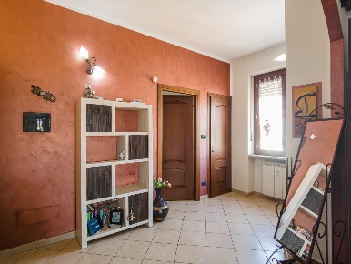 Foto Attico in Via Di Nanni, Orbassano Centro di 75 m² con 2 locali