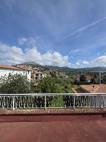 Foto Appartamento in Via della Colombella, Palestrina Centro di 80 m²