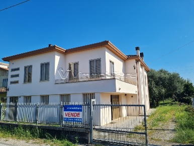 Foto Villa singola in via filippi 5, Ospedaletto Euganeo Centro di 285 m²