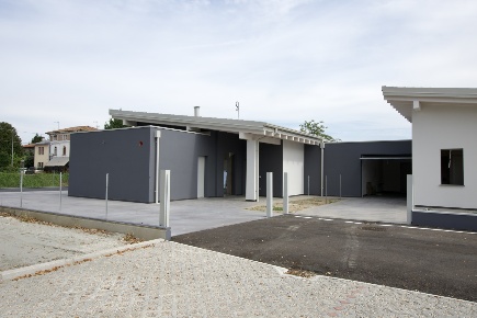 Foto Villa a schiera in Via XXV Maggio 1915, Galliera Centro di 180 m²