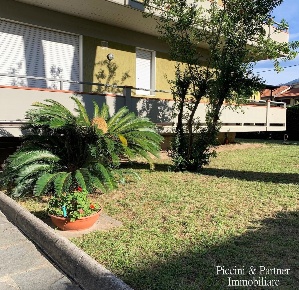 Foto Appartamento in Via Magliano 15, Massa Marina di Massa Centro