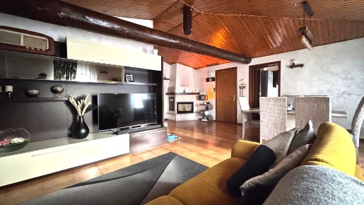 Foto Appartamento in Via Umberto I, Flero di 120 m² con 4 locali in vendita