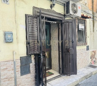 Foto Appartamento in Via Ciro Menotti 61, Gela Centro di 52 m² con 2 locali