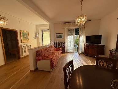 Foto Appartamento a Lerici Lerici Paese di 106 m² con 4 locali in affitto