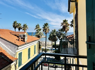 Foto Appartamento in via cairoli 5, Diano Marina Centro di 50 m² in vendita