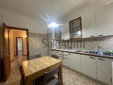 Foto Appartamento in Via Francesco Breschi, Anzio Centro Storico di 130 m²