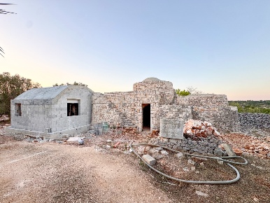 Foto Casa indipendente in Contrada Cicerali, Ostuni di 210 m² con 3 locali
