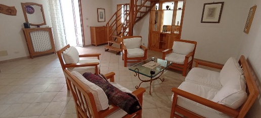 Foto Villa singola a Ragusa di 150 m² con 6 locali in affitto