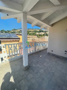 Foto Villa bifamiliare a Grottammare Centro di 184 m² con 7 locali