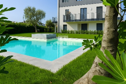 Foto Attico in Località Fornaci, Peschiera del Garda di 124 m² con 3 locali