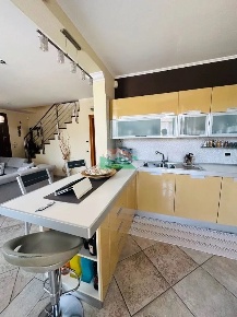Foto Villa unifamiliare in VIA DELLA VIGNA, Ravenna di 220 m² con 10 locali