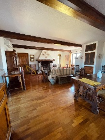 Foto Attico a Frosinone Tribunale di 100 m² con 3 locali in affitto