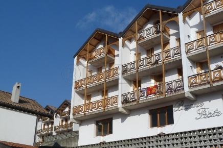 Foto Case semi ndipendenti a Recoaro Terme Cappellazzi di 212 m² in vendita