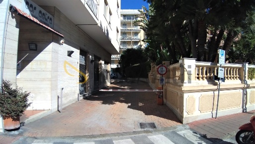 Foto Posti auto in Via Paolo Boselli 40, Taggia Centro di 12 m² in affitto