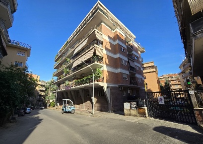 Foto Appartamento in Via Adolfo Albertazzi 92, Roma Talenti - Monte Sacro