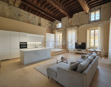 Foto Appartamento in Corso Garibaldi, Cremona Centro di 114 m² con 3 locali