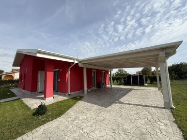 Foto Villa singola in Via Bassa Corne' II° 182, Arquà Polesine Corné