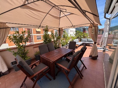 Foto Appartamento in Via Sangro, Prato Sacrocuore di 80 m² con 3 locali