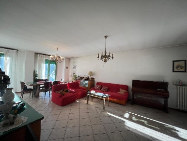Foto Appartamento in Piazzale Kennedy 1, Novafeltria Centro di 104 m²