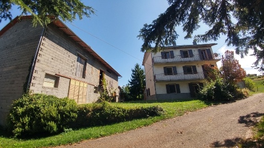 Foto Rustico in Via Montalto Vecchio 801, Montese di 650 m² con 25 locali