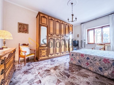 Foto Appartamento in Viale Colli Aminei, Napoli Colli Aminei - Capodimonte