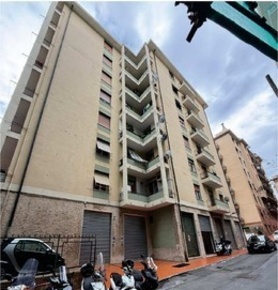 Foto Appartamento in Via Matteo Vinzoni 1, Genova Sampierdarena di 66 m²