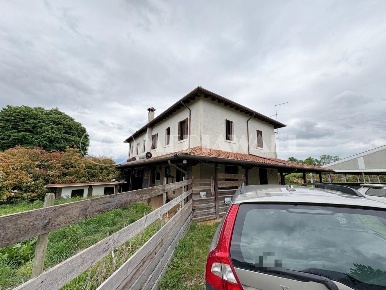 Foto Villa bifamiliare in Via San Quirino 27, San Quirino di 180 m²