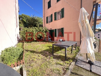 Foto Appartamento a La Spezia Pitelli di 78 m² con 4 locali in vendita