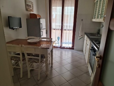 Foto Appartamento in Via Capitano Michele Fiorillo 9, Carrara di 97 m²
