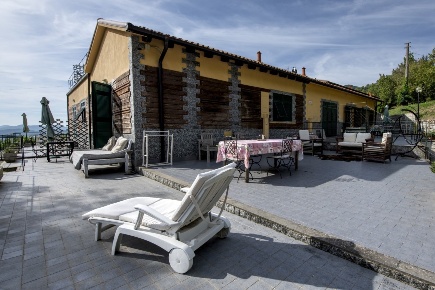 Foto Appartamento in SP50 20, Carro di 55 m² con 2 locali in vendita