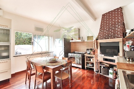 Foto Appartamento in Via Privata Norero 48, Rapallo Cerisola di 116 m²