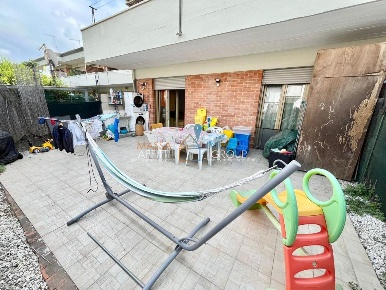 Foto Appartamento in Via del Balico 8, Massa Marina di Massa Centro