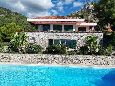 Foto Villa unifamiliare in Via Woronof, Ventimiglia Grimaldi, Mortola