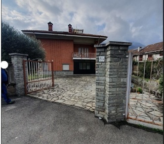 Foto Appartamento in Via Giacomo Leopardi 8/A, Condove Centro di 125 m²