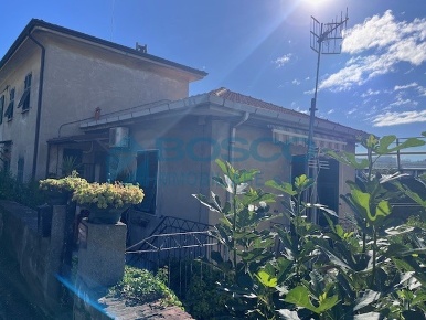 Foto Appartamento in via Sarzana  700, La Spezia Limone - Melara di 75 m²