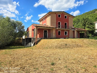 Foto Villa unifamiliare in Strada San Giovanni del Pantano 42, Perugia