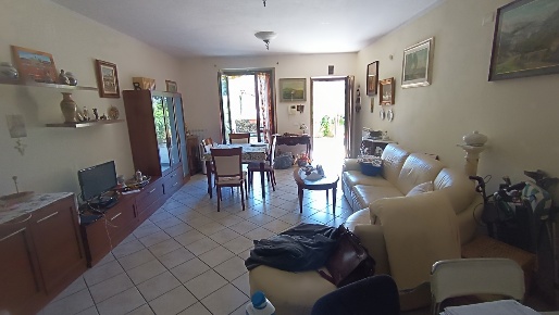 Foto Appartamento in Via provinciale 1, Castelnuovo Magra di 95 m²