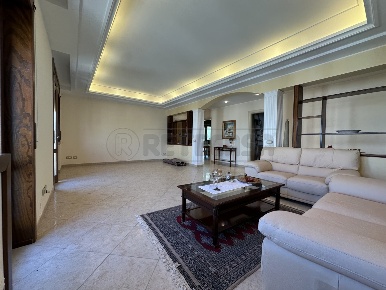 Foto Appartamento a Mazara del Vallo Centro di 130 m² con 7 locali