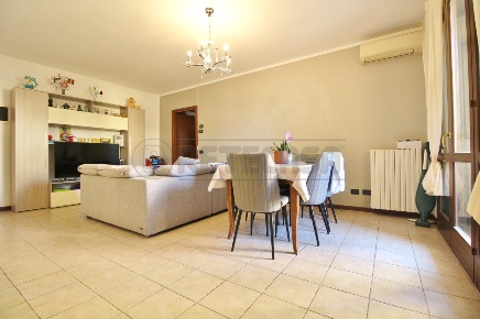 Foto Appartamento in Via Pesa 19, Montebello Vicentino Centro di 106 m²