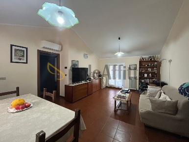 Foto Appartamento in Via Luigi Poletti, Modena Crocetta di 60 m² in affitto