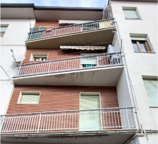 Foto Appartamento in Via Claudio Monteverdi 13, Empoli di 60 m² in aste