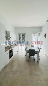 Foto Appartamento in Via SS. Giacomo e Filippo 31, Lecce Ariosto di 80 m²