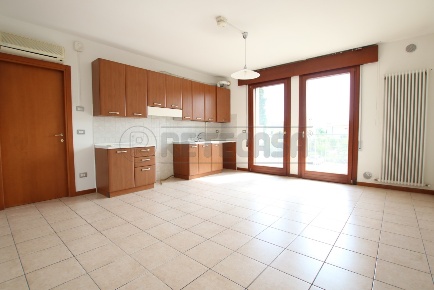 Foto Appartamento in Via Giovanni Falcone, Barbarano Mossano di 90 m²
