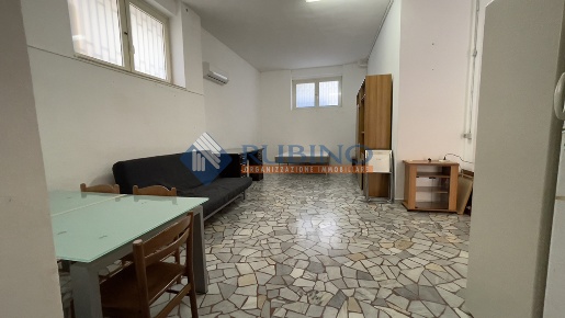 Foto Magazzino in Viale Luigi Einaudi 8, Bari San Pasquale di 66 m²