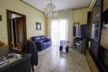Foto Appartamento in Via S. Maria la Stella 120, Aci Sant'Antonio di 60 m²