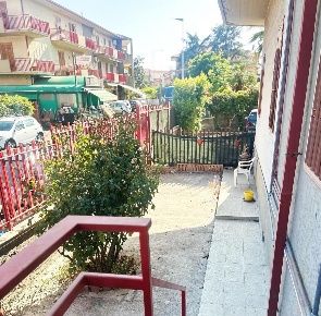 Foto Locale commerciale a Mascalucia Centro di 50 m² in affitto