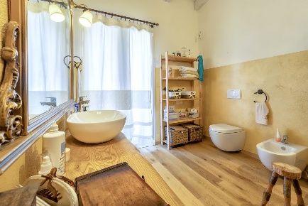 Foto Appartamento a Trinità d'Agultu e Vignola di 300 m² con 5 locali