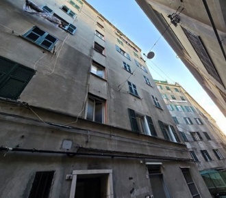 Foto Appartamento in Via Chiusone 4, Genova Sampierdarena di 52 m² in aste