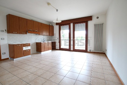 Foto Appartamento in Via Giovanni Falcone, Barbarano Mossano di 90 m²